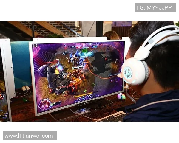 张芳独家揭秘和平精英S15赛季技巧与电竞比分分析分享